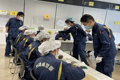 メイン画像:警察官の仕事